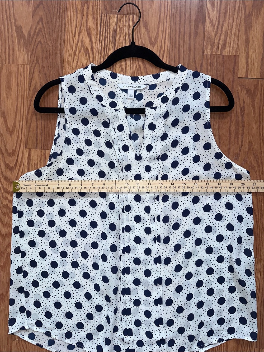 41 Hawthorn White Sleeveless Polka Dot Camisole with Navy Spots - Picture 4 of 6